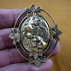 Lion pair lions wild Big cat roaring Victorian brass pin pendant brooch B-LION-656