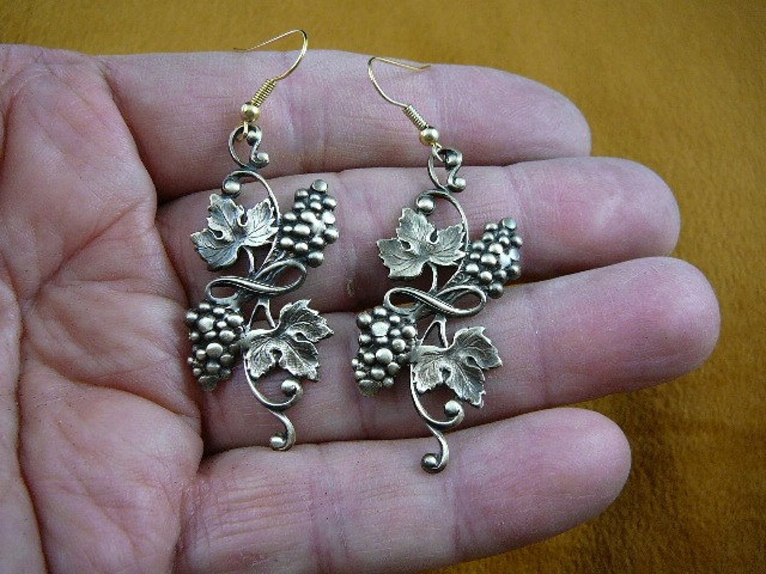 Grapes Grape Vine Vineyard Vines Wine Lover Earrings Victorian Repro