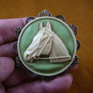 Jument tête de course de chevaux étalon camée broche broche pendentif laiton cl54-21