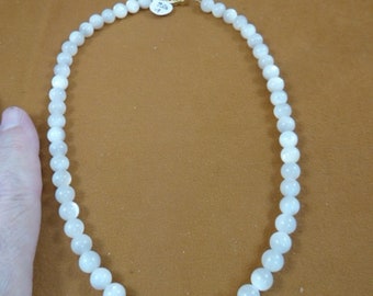 17 inch long 8mm round White Mother of Pearl gemstone Beads beaded Necklace jewelry V-456