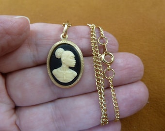 RARE African American LADY black + ivory oval CAMEO braid trimmed brass pendant 18" necklace jewelry (CA30-73)