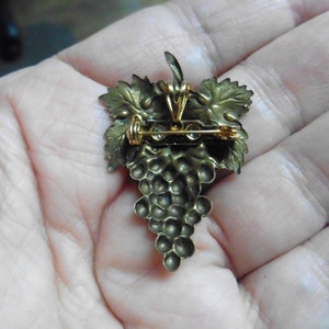 Grape bunch grapes vine vineyard leaves brass pin pendant B-GRAPE-2 image 2