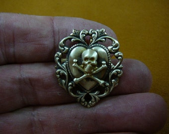 Skull crossbones pirate lover Salty Sea Dog Jolly Roger on scrolled trim heart love Victorian repro brass pin pendant B-Skull-101