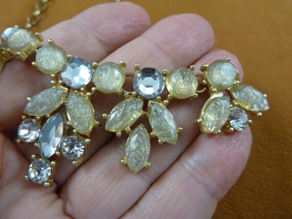 vintage frosted crystals + white rhinestones gold… - image 4