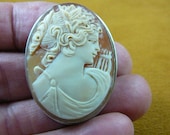 Vintage Woman with wavy hair harp oval carved shell CAMEO silver pin pendant c1328