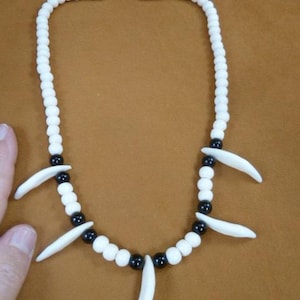 COYOTE wild dog 5 five Tooth TEETH Jewelry white bone bead + black beads beaded NECKLACE W30-14