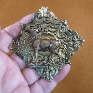 alce touro VEADO em pé orgulhoso broche com design de flor oval recortado broche pingente de latão joias B-Elk-4