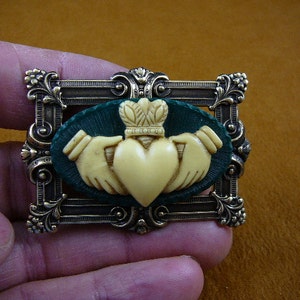Dark Green Ivory CLADDAGH CAMEO Irish heart crown hand Love handy friendship loyalty Pin Pendant pin pendant BRASS brooch cm38-59