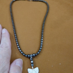 1 inch white Modern Speartooth Shark Tooth Teeth silver wired on 18&quot; hematite gemstone necklace JEWELRY S961-16