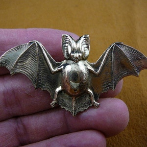 little baby vampire Bat love flying wings winged lucky night bats Victorian repro brass pin pendant B-Bat-1