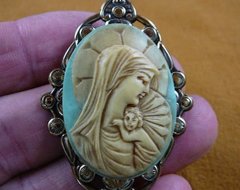 MADONNA Mary Jesus CAMEO Pin Pendant Jewelry Christian brooch necklace repro Brass CM4-10