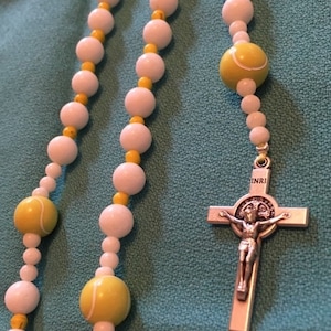 Catholic Rosary Tennis Milk Glass White Beads Yellow Tennis Ball Beads Pater Italian Silver Medal Crucifix Necklace Custom