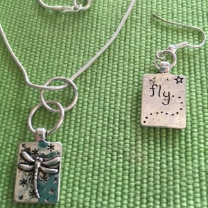 Dragonfly Jewelry Set Silver Double Sided with Fly on Back Side Necklace and Earrings Stainless Steel Chain New