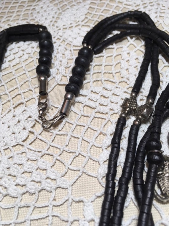 FREE SHIPPING Black Hishi Beads Charm Necklace Fo… - image 4