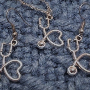 Stethoscope Jewelry Set for First Responders Pendant on Stainless Chain Matching Earrings Forms a Heart