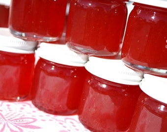 Jam favors, 150 Little Bit of Heaven 1.5oz jars of strawberry pineapple jam wedding or party favors, unique wedding or party favor