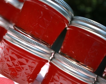 Jam wedding favor, Spread the Love with 50 our 4oz homemade strawberry pineapple jam wedding , baby shower or party favors