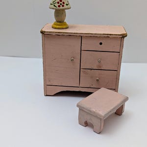 Bedroom Dresser - early Hall lifetime pink dresser with lamp and stool