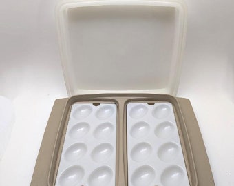 Tupperware Deviled egg carrier and server