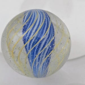 Antique Marble--  blue core with Yellow latticino threads # N