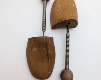 Vintage wooden childs shoe trees German