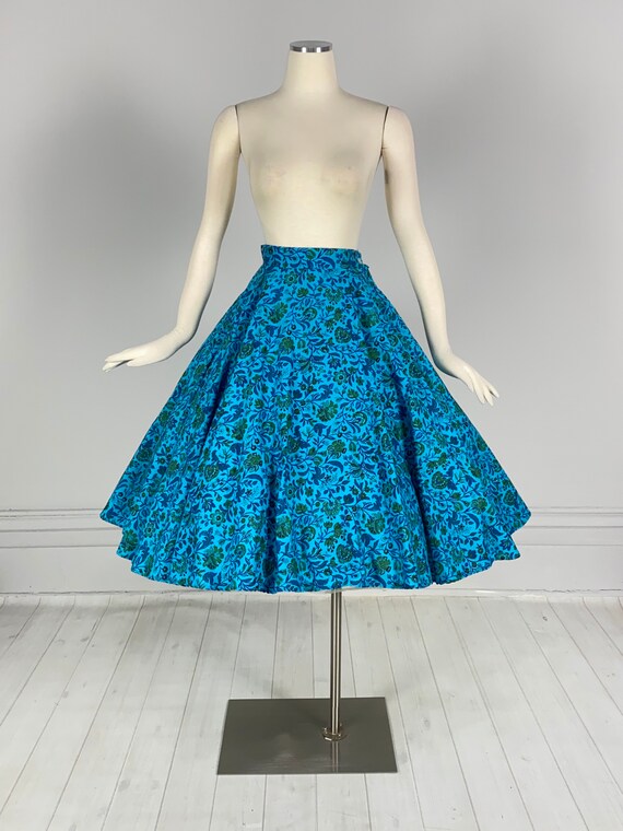 Vintage 1950s FLORAL PRINT CIRCLE Skirt blue turq… - image 2