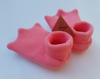Flamingo feet slippers now in true Flamingo pink! New and improved fleece fabric!