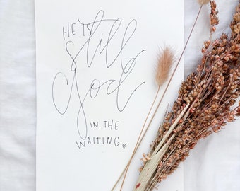 Él sigue siendo Dios Imprimir