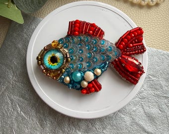 Beaded Fish Brooch: Embroidered Fish Pin. Sea Lovers Gift, Unique Gift for Her. Beach Bags Accessory. Sequins Seed Beads Brooch