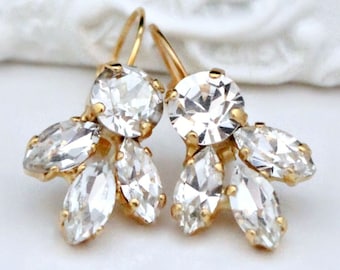 Sparkly Crystal and Gold Drop Earrings, Clear Crystals on Gold Lever Back Earrings, Crystal Earrings, Gold Bridal Earrings