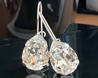 Crystal Drop Earrings, Clear Swarovski Crystal Teardrop Earrings, Silver Teardrop Earrings, Crystal Earrings, Earrings for Bride