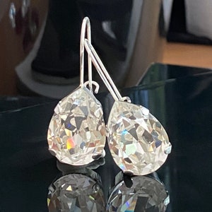 Crystal Teardrop Earrings, Clear Crystal Teardrop Dangle Earrings in Silver, Teardrop Crystal Earrings, Crystal Earrings, Earrings for Bride
