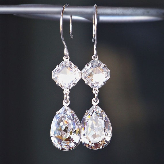 Items similar to Beautifully Faceted Clear Swarovski Crystals in ...