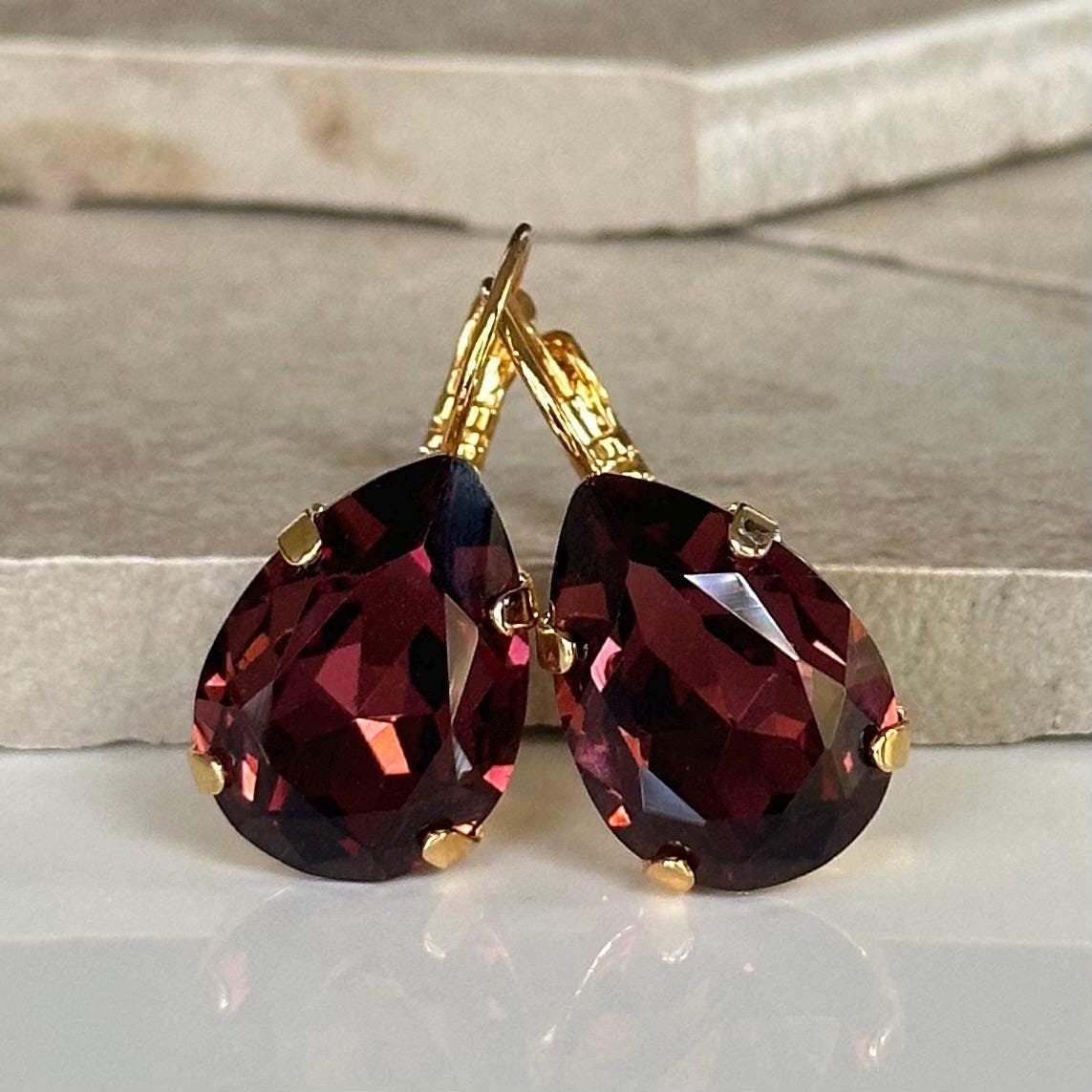 Curved Bordeaux Red Earrings Made with Swarovski Crystals 14k Gold-filled Curved Bordeaux Red Earrings Made with Swarovski Crystals 14k Gold-filled