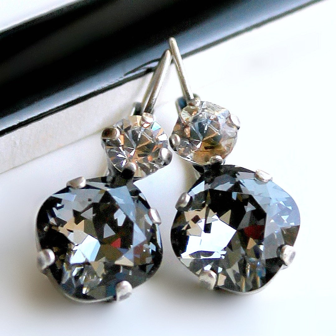 Diamante Chandelier Drop Earrings - J5140 | F.Hinds Jewellers