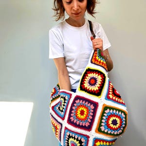 Colorful Granny Square Crochet Crossbody Bag,Handmade Boho Shoulder Bag,Large Rainbow Retro Afghan Patchwork Crossbody Bag,Gift for Her