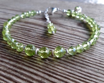 Natural Faceted Peridot Gemstone and Birthstone Sterling Silver Bracelet with Fancy Offset Dangle