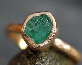 Rough Raw Colombian Emerald Engagement Ring in Recycled 14k or 18k Yellow, Rose, or White Gold Ring- Hammered Band- Made to Order Handmade