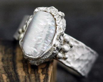 Baroque Biwa Pearl in Textured Sterling Silver Ring Handmade