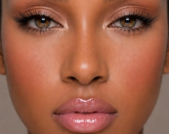 Organic Coconut Hydrating Lip Gloss – Sheer Pink Cloud Shine