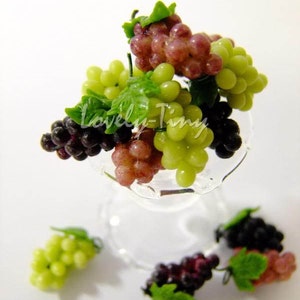 Dollhouse Miniature Grapes: 24 Handmade Fruit Bunches