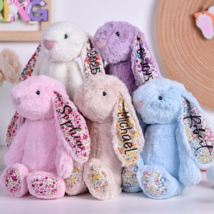 Personalisierte Ostern Plüschhase, Osterhase Kaninchen Geschenk für Kind, benutzerdefinierte Ostern Blumenhase Spielzeug, Blumenmädchen Geschenk, Neugeborenen Babypartygeschenk
