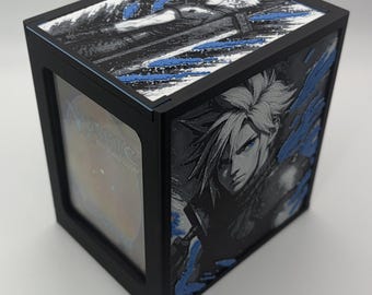 Final Fantasy - Cloud Strife MTG Kommandant Deck Box mit magnetischem Deckel