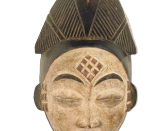 Authentic Bapunu White Mask – Hand-Carved Gabon Tribal Art – Okuyi Wall Decor