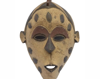 Bakuba Mask – 20" Hand-Carved Wood Wall Art – Congo Kuba Kingdom Tribal Decor