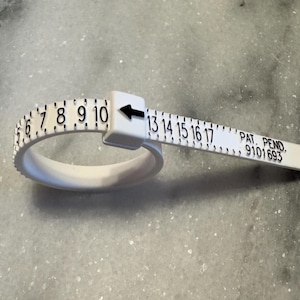 Ring Sizer, Adjustable Ring Sizer, Measure your Ring Size, Reuable Ring Sizer, Plastic Ring Sizer, Ring Measure