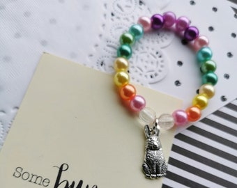 Easter bracelet, Easter jewelry, Bunny, Easter basket stuffer, Rabbit, Plastic beads, Kids jewelry.