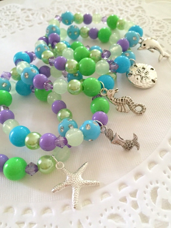SET of FIVE, Under the sea, beaded bracelet, party favor, kids birthday party favor, children jewelry, mermaid party, mix of charms. Il_570xn