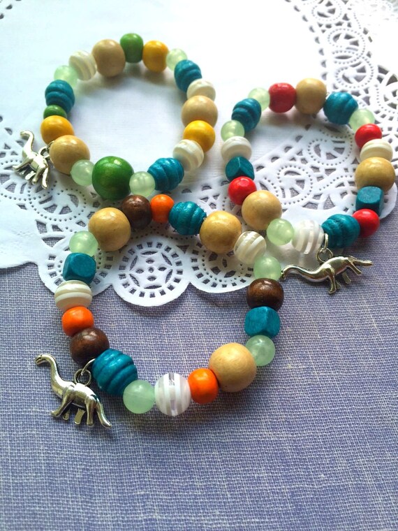 Dinosaur party, dinosaur bracelet, boys jewelry, beaded bracelet favor, children, dinosaur jewelry, bracelet, party favor. SET of TEN. Il_570xn