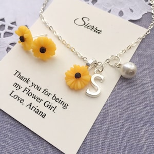 Zonnebloem, zonnebloem, gepersonaliseerd, bloemenmeisje, bloemmeisje, parel, ketting, bijpassende oorbel. Gratis gepersonaliseerde kaart, SIERADEN DOOS.
